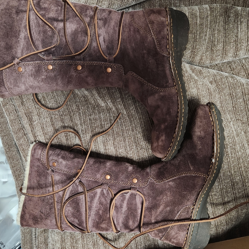 Women's Brown Suede Lace-Up Boots